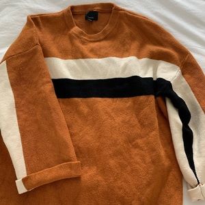 Roolee sweater
